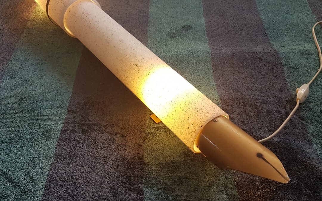 Grande lampe stylo à encre en verre