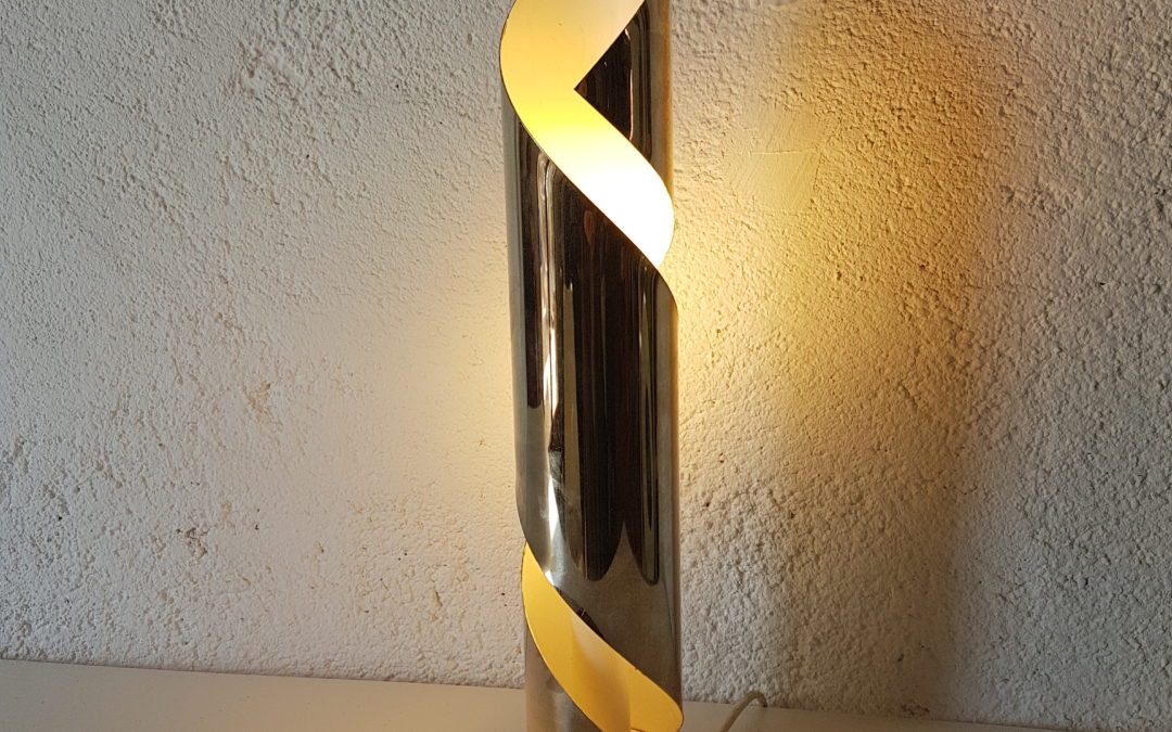 Lampe tube spirale